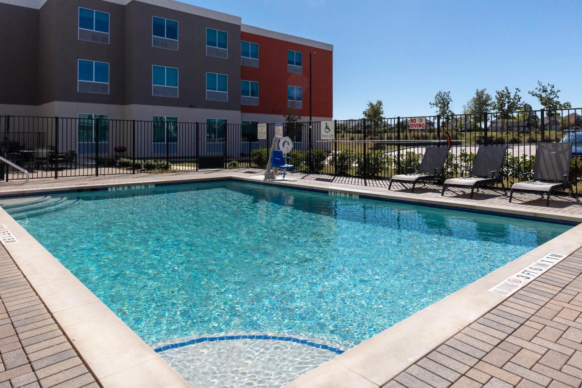 Holiday Inn Express & Suites Leander By Ihg Zewnętrze zdjęcie